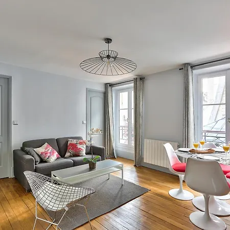 Amazing Location - Eiffel Tower - Trocadero Apartment Paris