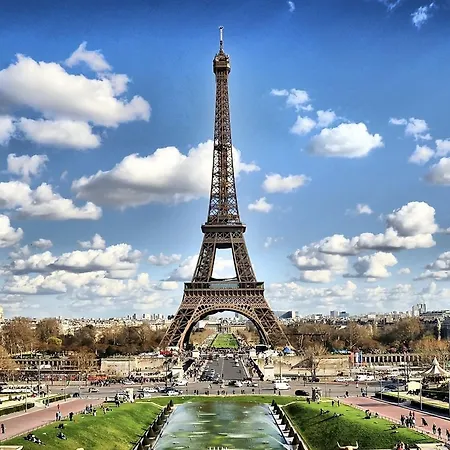 Amazing Location - Eiffel Tower - Trocadero